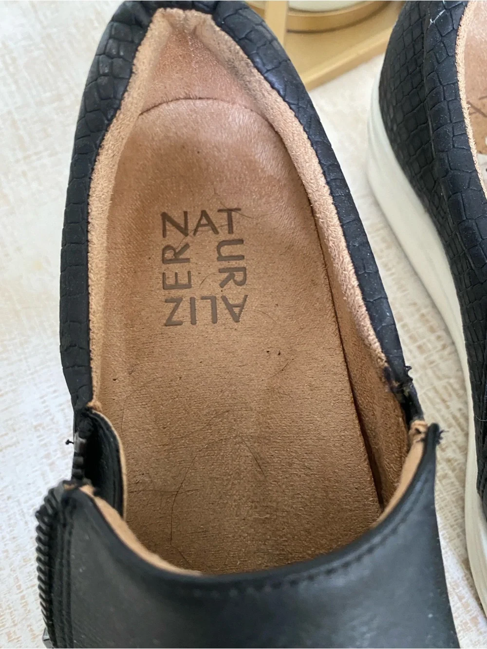 Naturalizers. 6.5. Slip-On Platform Sneakers in Black